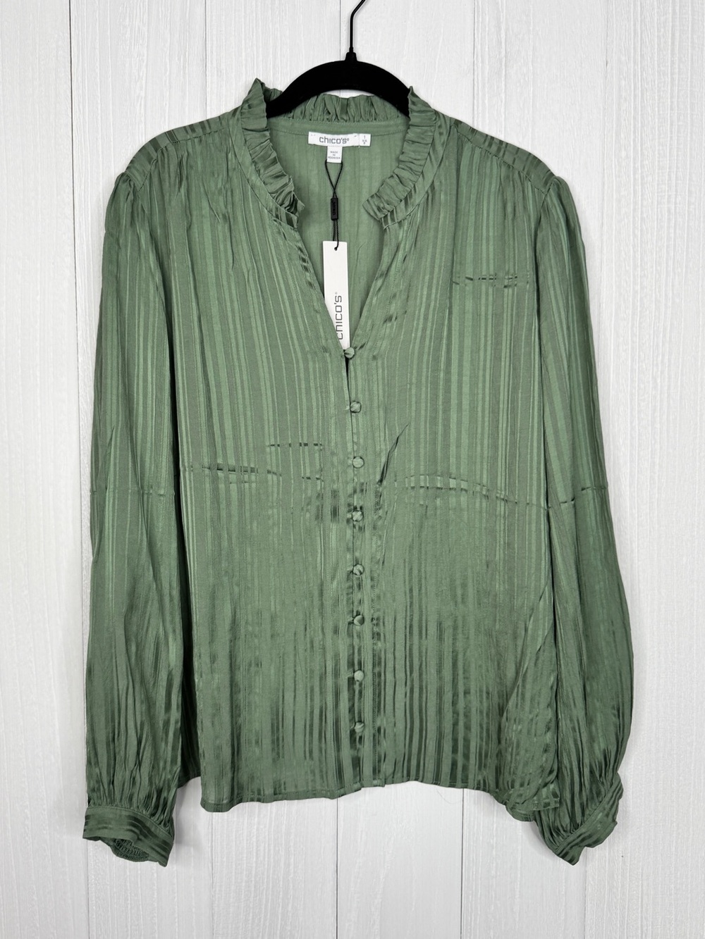 Chico’s Green Striped Ruffle Collar Satin Blouse Long Sleeve Button Down Top